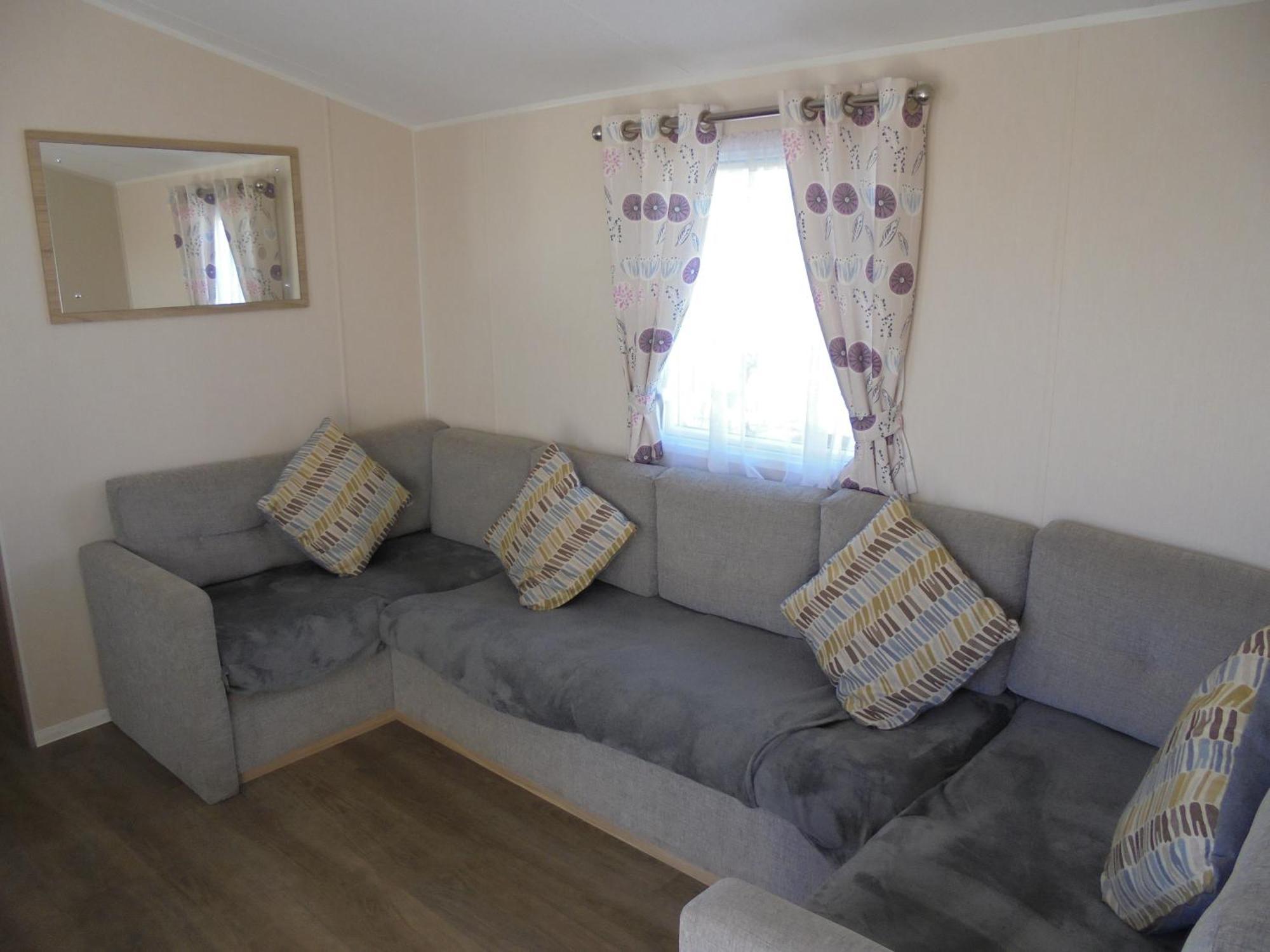 Seaview Linwood Ii 10 Berth, 4 Bedrooms, Heated *